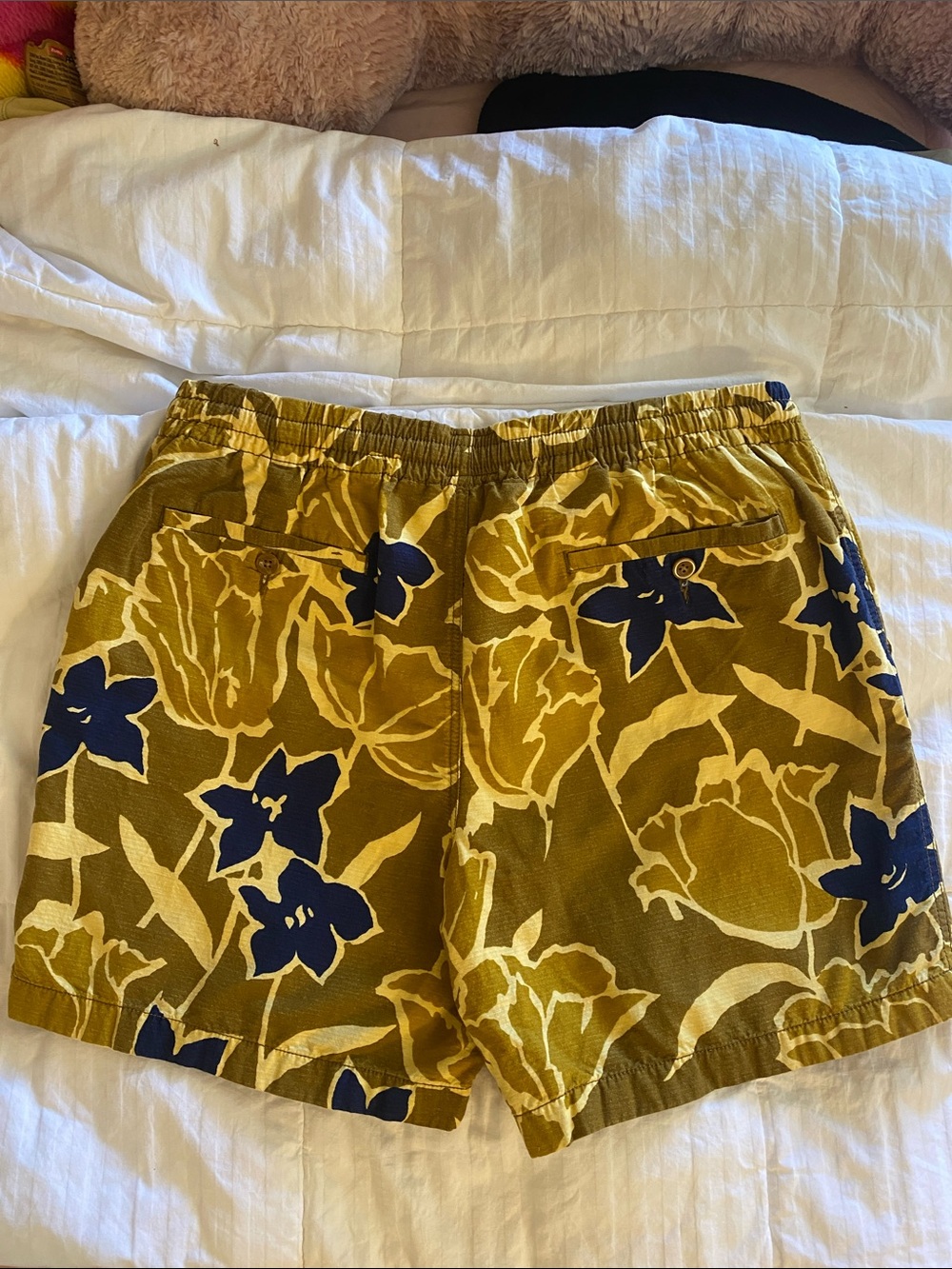 J. Crew Men's Mustard Floral Drawstring Shorts with Navy Flowers - Picture 5 of 7